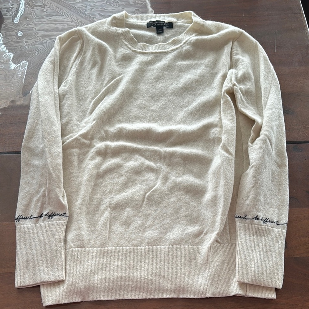 Cream Lightweight Crewneck Sweater With Fine Knit - image 1